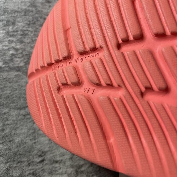 Hoka One One Ora Luxe Recovery Slide Sandals White Camellia US Women’s 7 - Picture 9 of 9